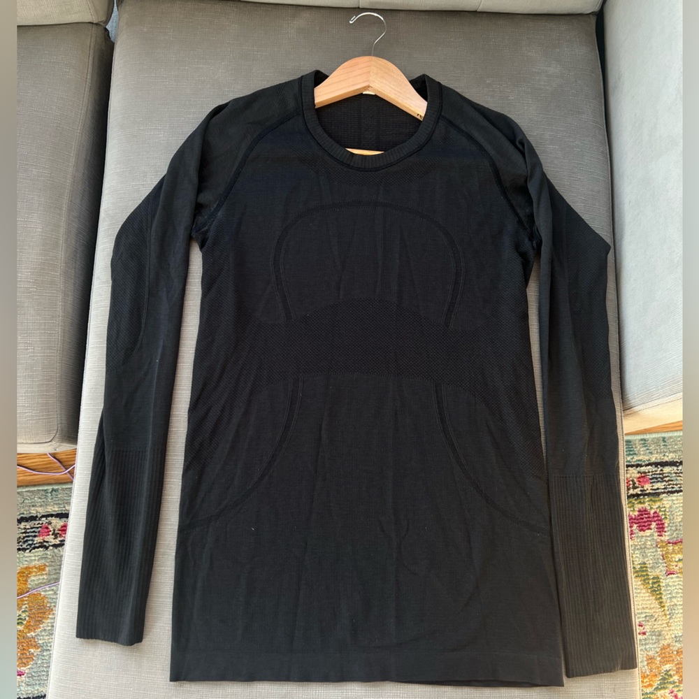 Lululemon Swiftly Tech Long Sleeve Shirt, Black, Size 8